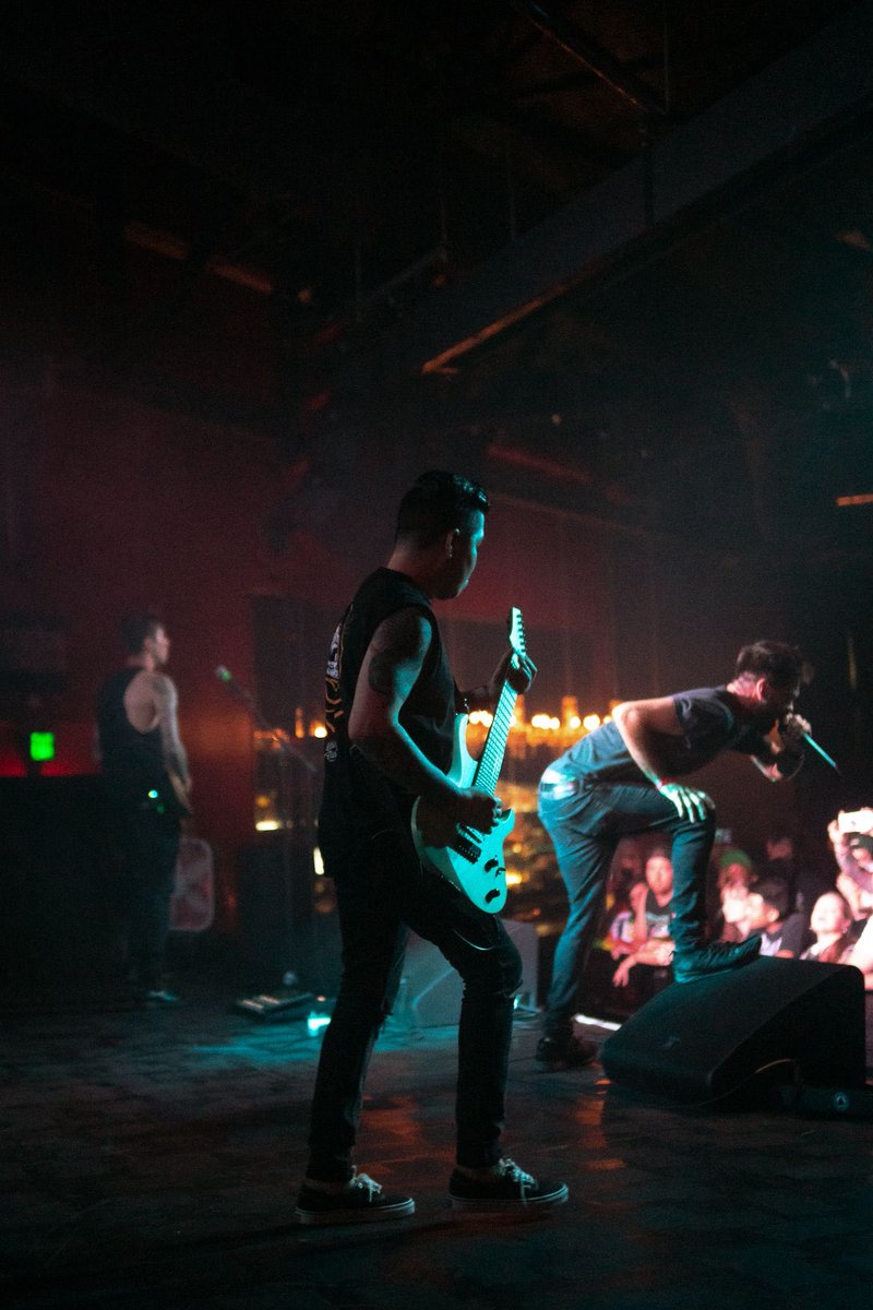 𝑴𝑶𝑶𝑫 • A temporary state of mind or feeling. 📸: <a href="/fredo_mov/">lord fredo of house caliber</a>