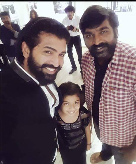 SeathuV's tweet photo. Happy Birthday @arunvijayno1 sir ❤️ Best wishes on behalf of all @VijaySethuOffl anna fans !!! 🔥 Wishing u a blockbuster year ahead .

#HappyBirthdayArunVijayAnna #HappyBirthdayArunVijay #Laabam #ArunvijayBirthday #ArunVijay #MakkalSelvan #VijaySethupathi https://t.co/GWtAnKpNR9