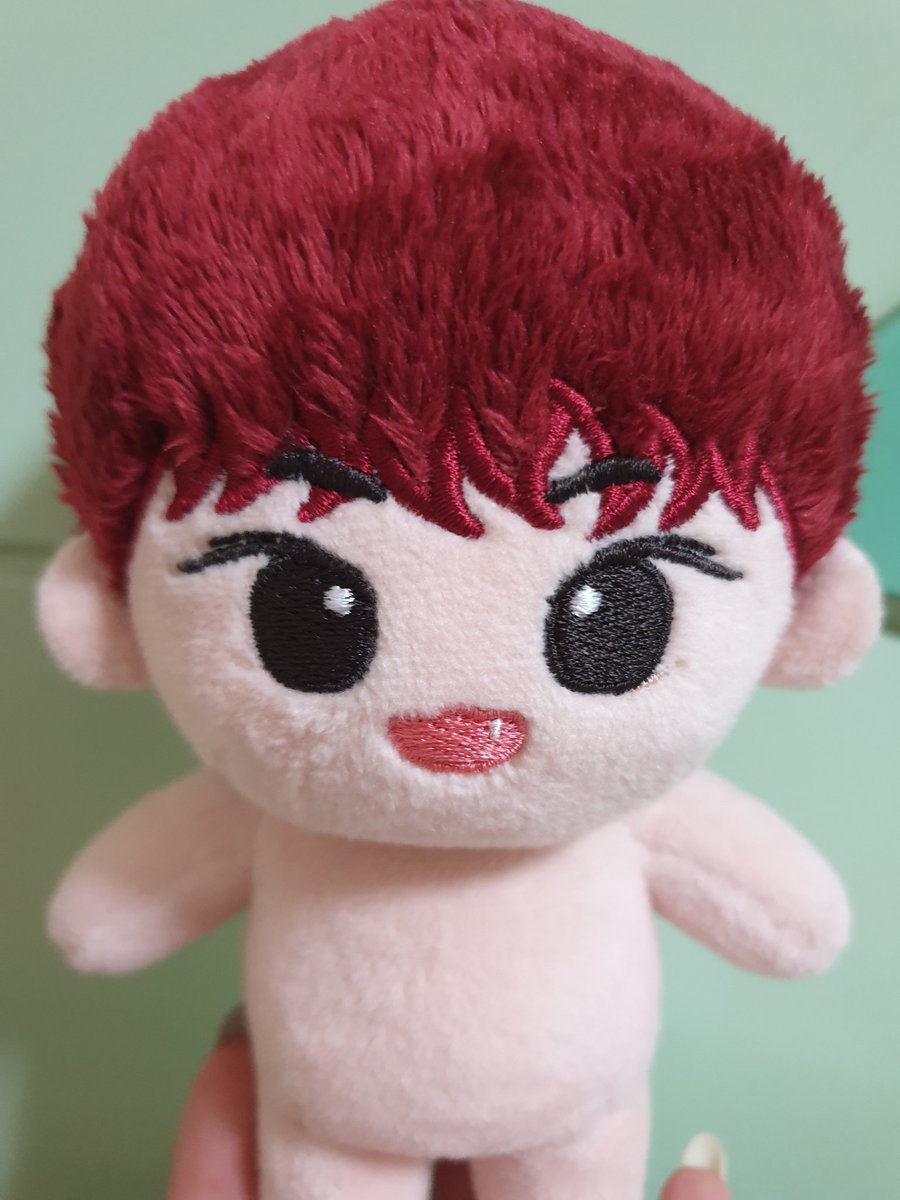 📢📢 사과지니 공지

✅ 기본착장(멜빵), 농구복, 제복, 공룡 머리띠 샘플 접수했습니다🙌

✅ 사과지니 2차 샘플이 나왔어요😆
머리 자수 굵기 수정했고 
업체에 생산 샘플을 발송했어요!

📌갤럭시 노트9으로 실내 촬영했어요📌

#박우진 #parkwoojin #AB6IX #박우진서포트 #박우진솜뭉치 #사과지니