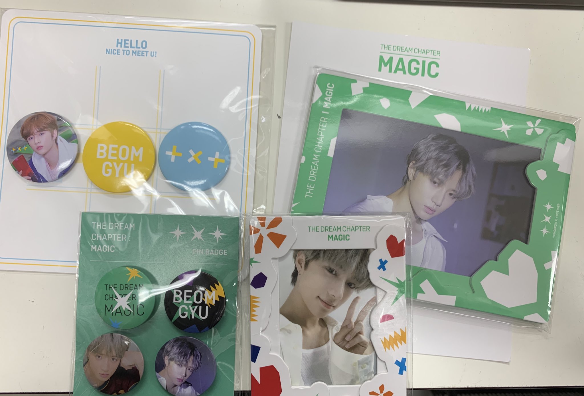オシャレ TXT ヨンジュン MAGIC マジック ペーパーフレーム 缶バッチ