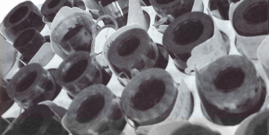 Interestingly, some German scholars were able to photograph this Qur'an after it reached Istanbul (certainly before WWII). Black & white images of this codex exist in the Gotthelf Bergsträßer film archive, which is now in the possession of the Corpus Coranicum project in Berlin.