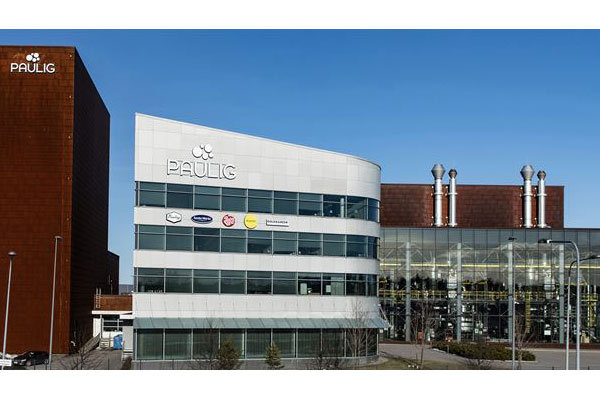 Vuoden Energianerokas 2020 –tunnustus: Paahdetun kahvin hukkalämpöä hyödyntämällä lämmitetään helsinkiläiskoteja. Todella nerokasta @Pauliggroup ja <a href="/EnergiaHelen/">Helen</a> ! ☕ 🏆 ☕  bit.ly/393AcOu 
#helsinki #energianerokas #energiatehokkuus #hiilineutraali