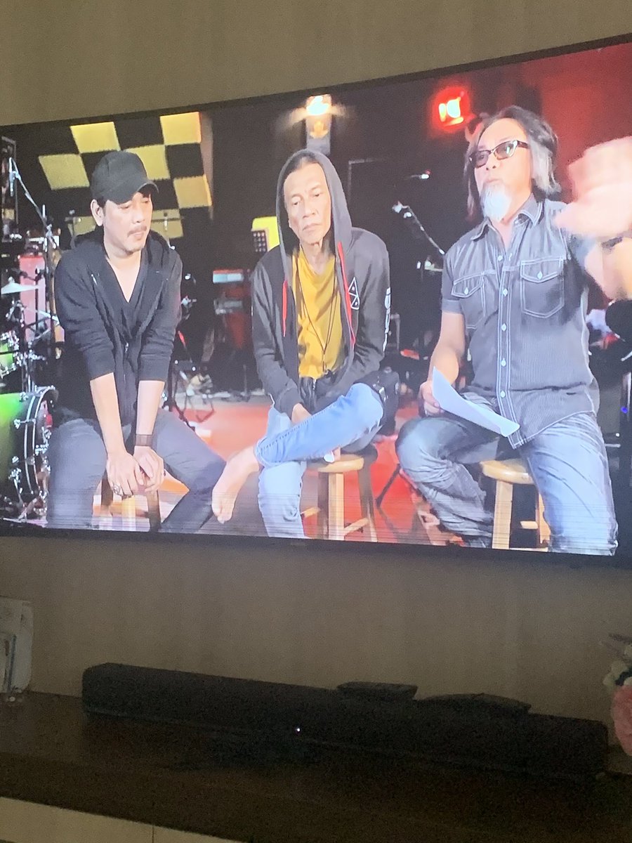SyasSalim's tweet photo. Watching #MussGV7 & #YantzenGV7 on #stage104 . Just cause π
https://t.co/bRRkRaBMSY