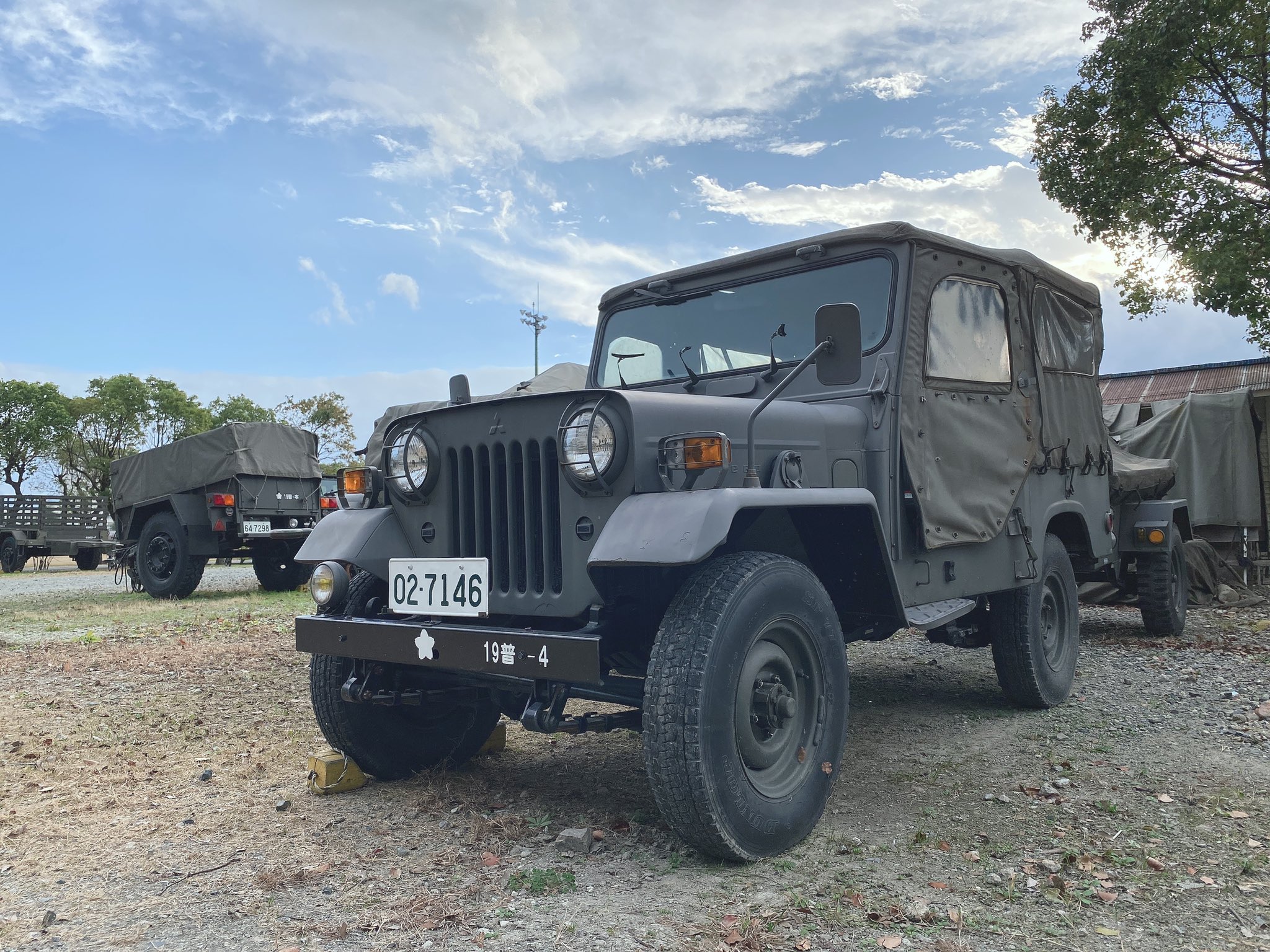 陸上自衛隊第19普通科連隊 守りたい人がおるったい 73式小型トラック 懐かしい方もいるでしょう 通称 ジープ の愛称で知られる車両の紹介です 実はこの車 まだ現役で活躍中です 福岡駐屯地 でも珍しい存在なんです 現役でも乗っ