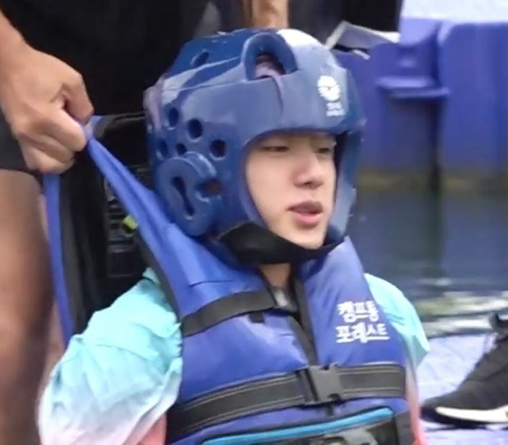 KIM SEOKJIN BEING DANGEROUSLY HOT AND SEXY - A DANGEROUS THREAD Be Prepared for the attacksThis thread is not for the weak hearted people So open at your own riskI'm warning y'all #방탄소년단  #진  #석진  #방탄소년단진  #방탄진  #JIN  #SEOKJIN  #BTSJIN  @BTS_twt