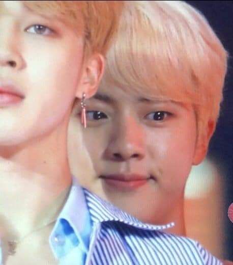 KIM SEOKJIN BEING DANGEROUSLY HOT AND SEXY - A DANGEROUS THREAD Be Prepared for the attacksThis thread is not for the weak hearted people So open at your own riskI'm warning y'all #방탄소년단  #진  #석진  #방탄소년단진  #방탄진  #JIN  #SEOKJIN  #BTSJIN  @BTS_twt