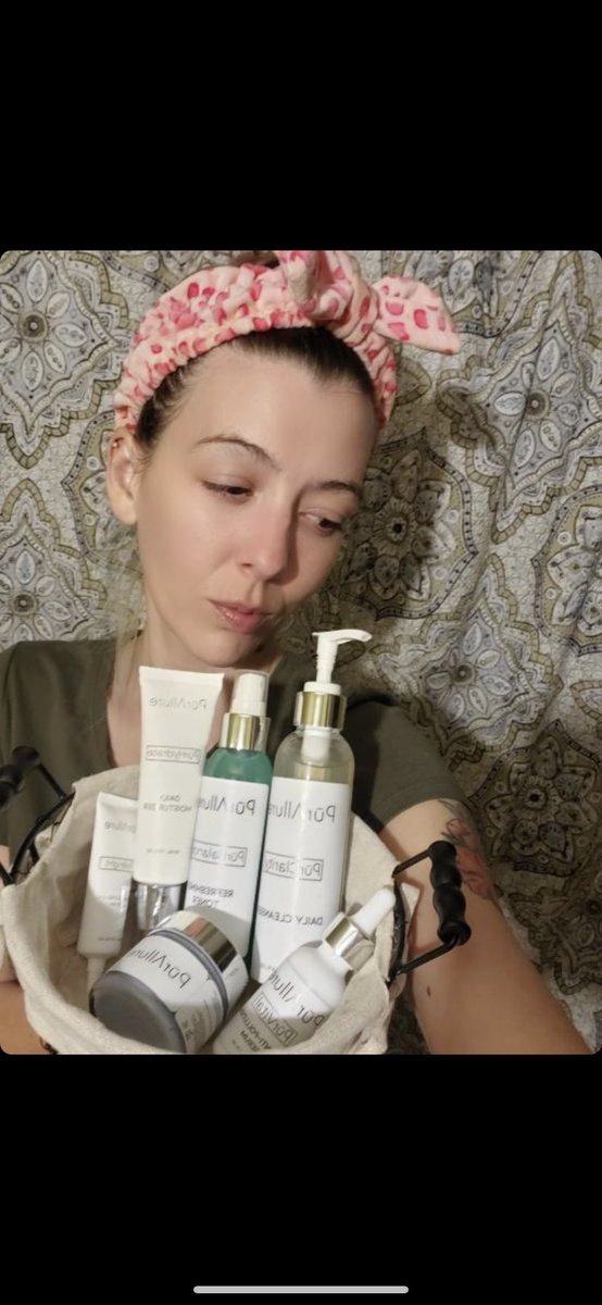 purallureskin's tweet photo. Going live tomorrow, 11/19!! Thanks to our influencers who got their free goodies today!

#skincareobsessed #cosmetics #skincarepom #beautiful #organicskincare #skingoals #facials #skincareroutines #organic #skincaregoals #spa #loveyourskin #skincareproduct #glow #skincareregime https://t.co/Vm1jaCvQSl