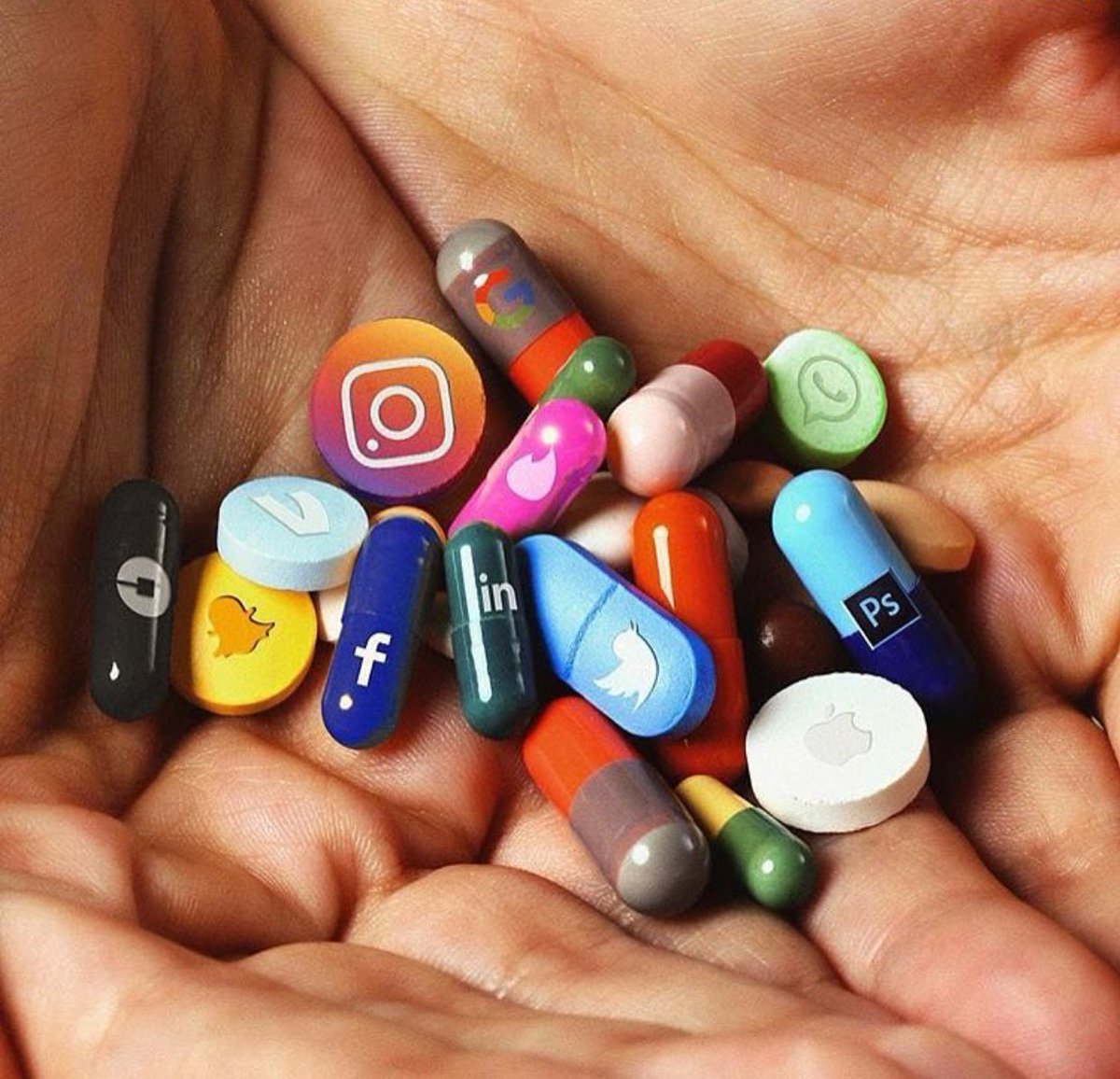 MultimarcasCl's tweet image. As drogas que eu uso