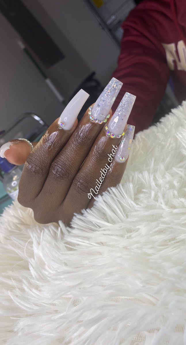 NailedbyChat's tweet photo. Did my boo nailssss! 

#Panamacitybeach 

#memphisnailtech #memphisnails  #pcnails #panamacitynails #panamacitynailtech #nailideas #nails #nailsofinstagram #nails💅 #nailsonfleek #nailsnailsnails #901nails #nailpro #nailgoals #claws #nailfeed  #pcbnails #nailsofmemphis https://t.co/E23dd7TR9r