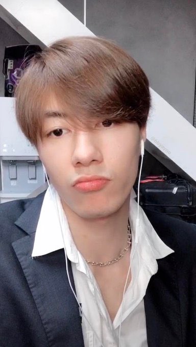 His pout when he concentrates