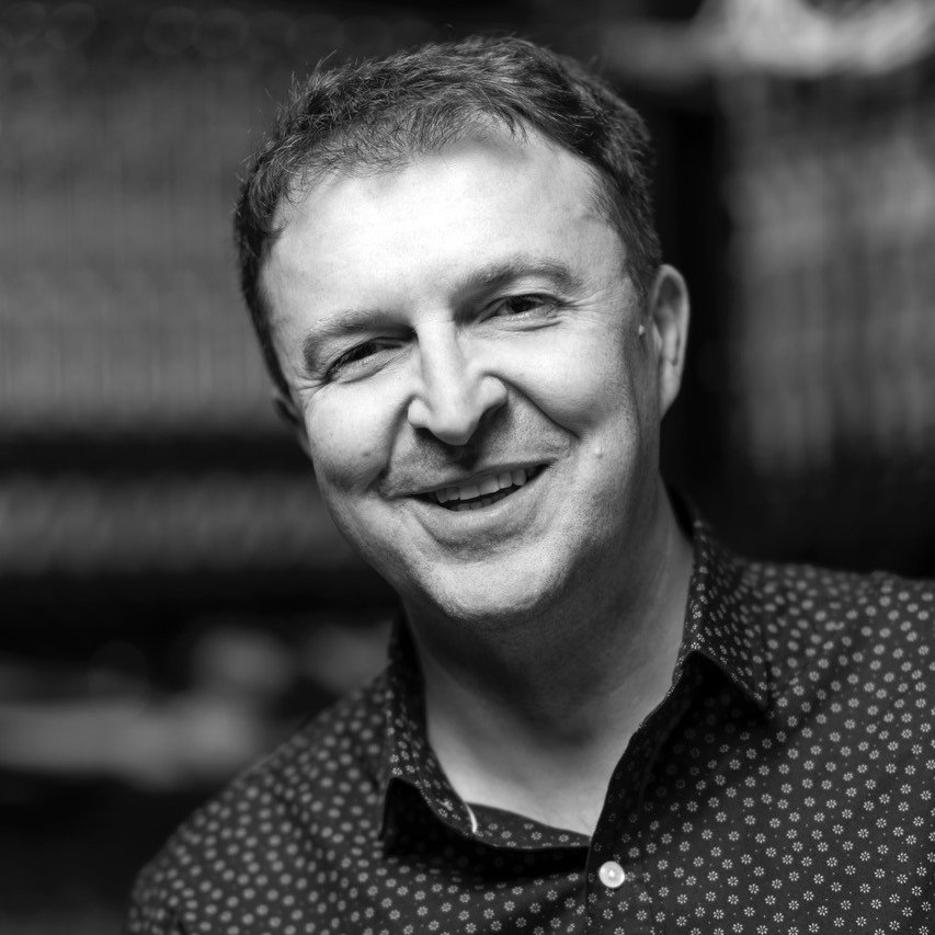 ANUmedia's tweet photo. Congratulations #ANUExpert @HrvojeTkalcic whoโs now an @theAGU fellow!๐
This honour recognises Hrvoje's groundbreaking discoveries on Earthโs inner core, development of innovative geophysics methods & high impact work on seismic structures/ sources.
@scienceANU @anuearthscience https://t.co/jbxuYkoECD