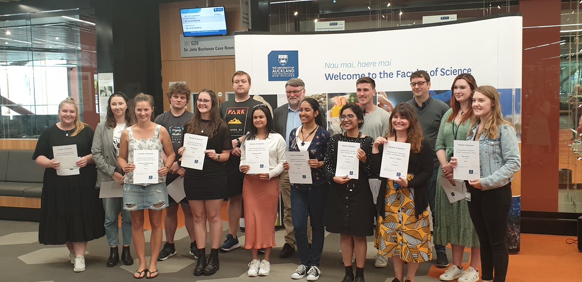 HartingerHub's tweet image. Lewis is on a roll - congrats for bringing home a @ScienceUoA PG Poster Merit Award and a third place in the people's choice category