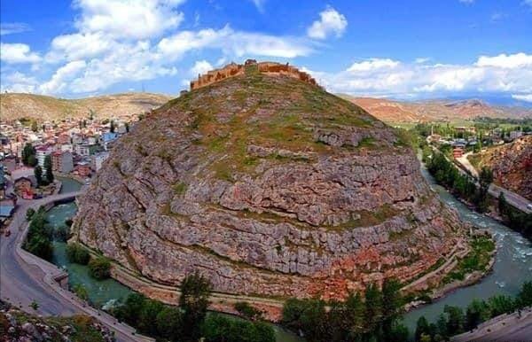 Günaydın Bayburt..
Tarih Ve Kültür Şehri Bayburt.
#BayburtKalesi #Çoruhnehri