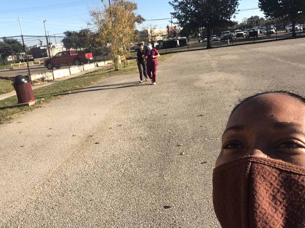 DHolmes2's tweet photo. “Walking Wednesday” @BotelloElem. Enjoying some fresh air, Vitamin D and great conversations. @puentedisd @savitri_brown #strongertogether #walkingwednesday https://t.co/8LdJfQqsHf