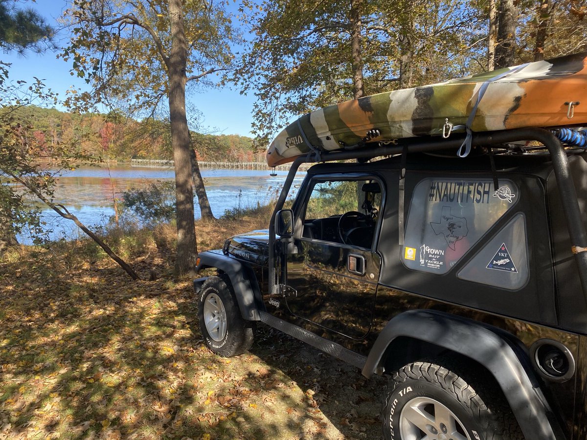 FishNauti's tweet photo. Freezing 40s temps but able to get on some #Virginia #kayak #bassfishing 

Who’s enjoying this fall fishing weather? 

Been brutal for me. Hard to find those bites. 

#NautiFish
#NautiFishOutfitters 
#NautiPlastics 
#kayakbassfishing
#NationalTakeAHikeDay  #IotaHurricane https://t.co/VX9lTq6o5Q