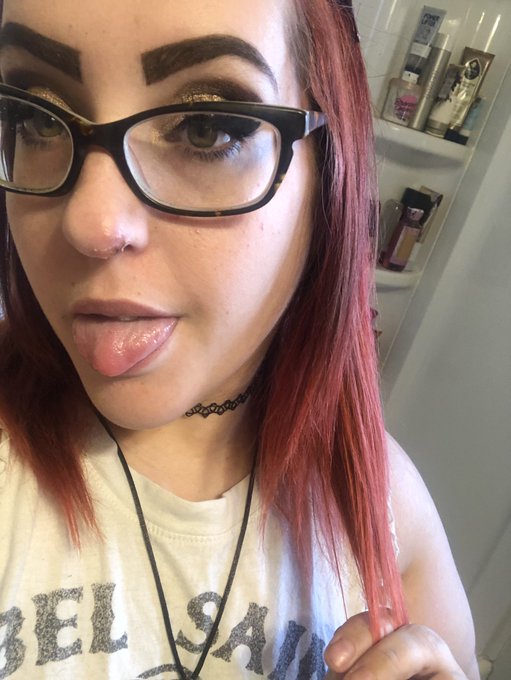 TW Pornstars - Peaches. The most liked pictures and videos from Twitter