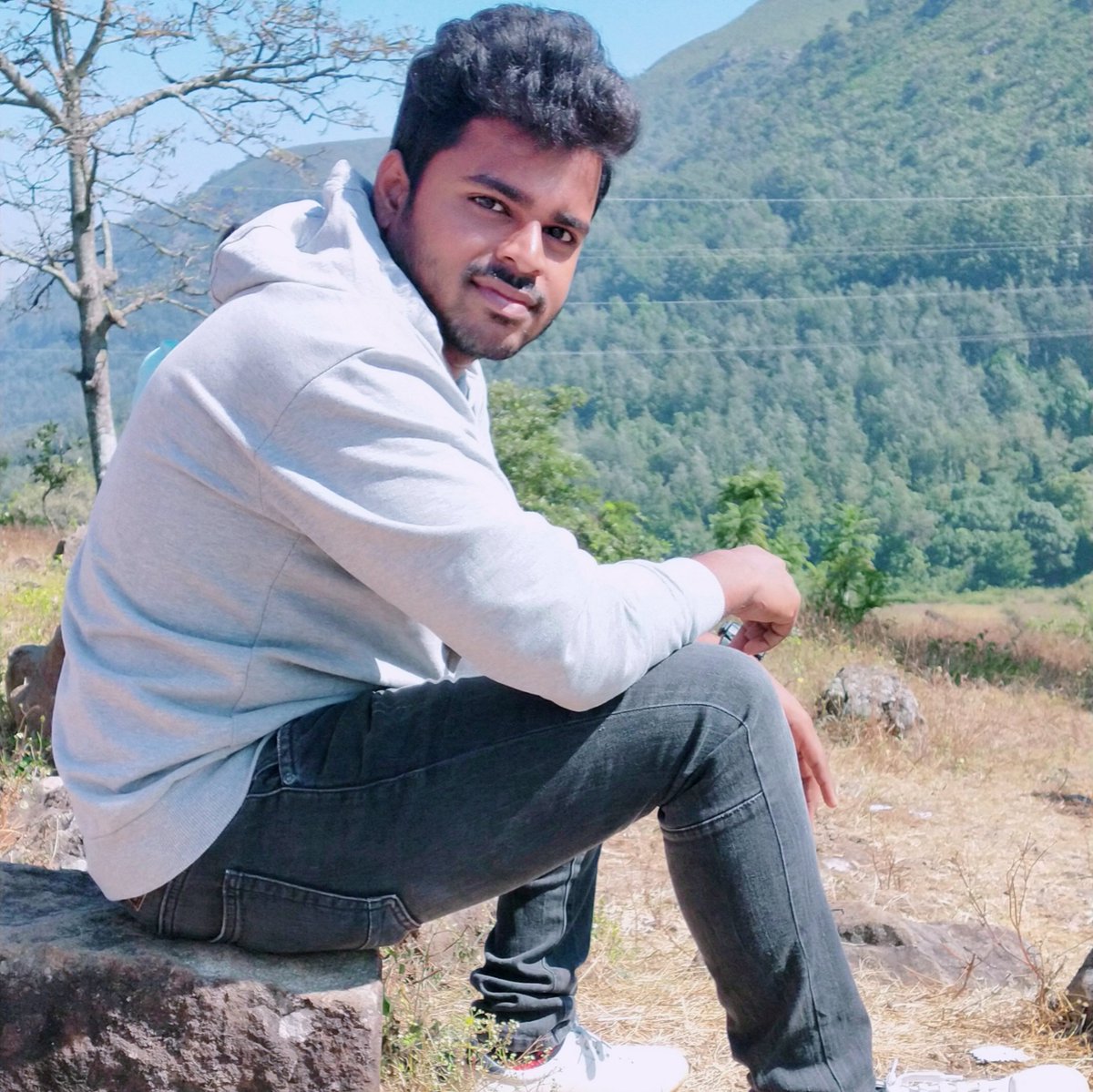 iamJagadeesh97's tweet photo. #NewProfilePic https://t.co/ltfsI5zfm2