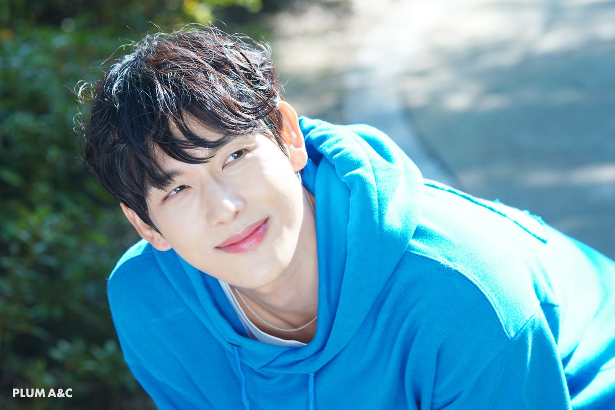 Шиван кореец. Им ши ван торс. Шиван дорама. Им щи-ван 2022. Любовь короля дорама.