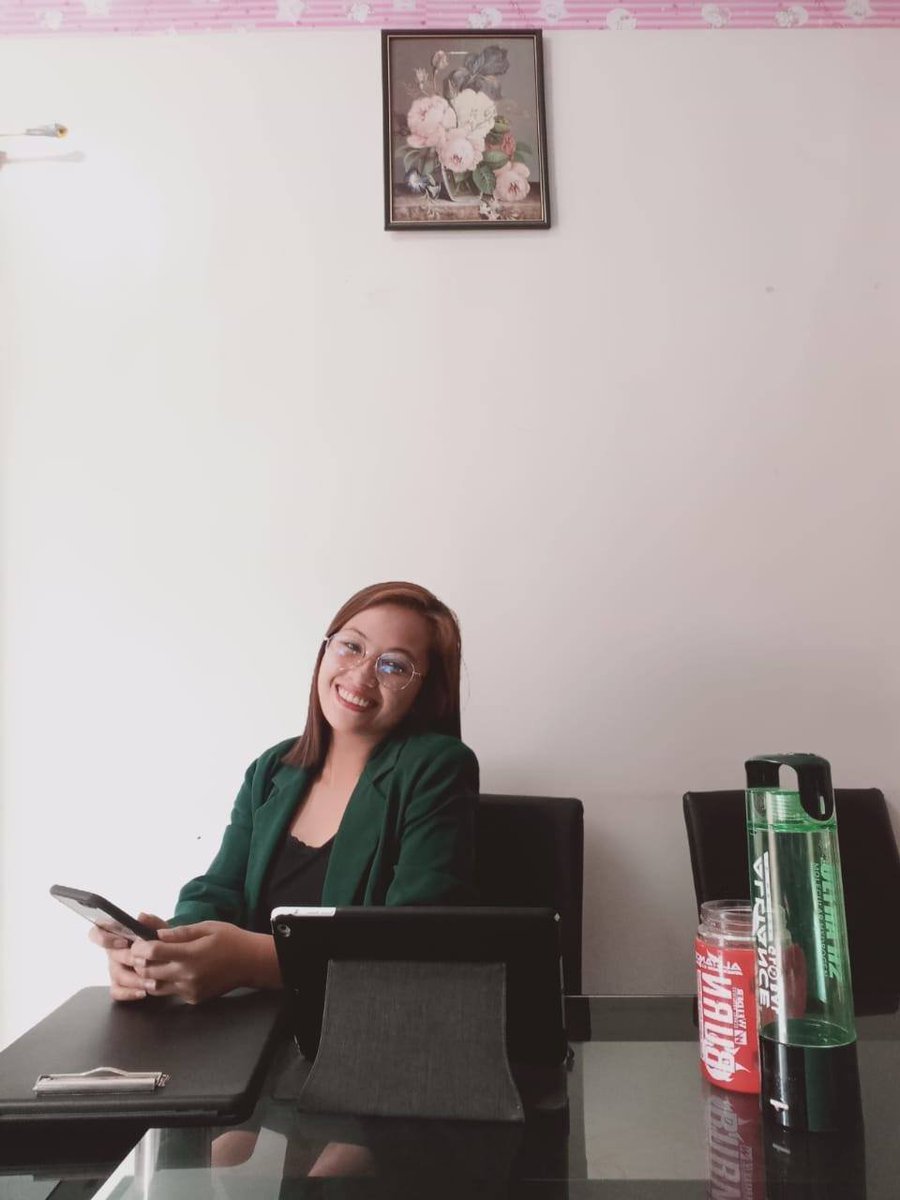 SharmaineMagti4's tweet photo. “Don’t limit yourself. Many people limit themselves to what they think they can do. You can go as far as your mind lets you. What you believe, remember, you can achieve.” 😉💕
#Aimpower
#motivation
#Businesswoman https://t.co/dZSVC7tWQg