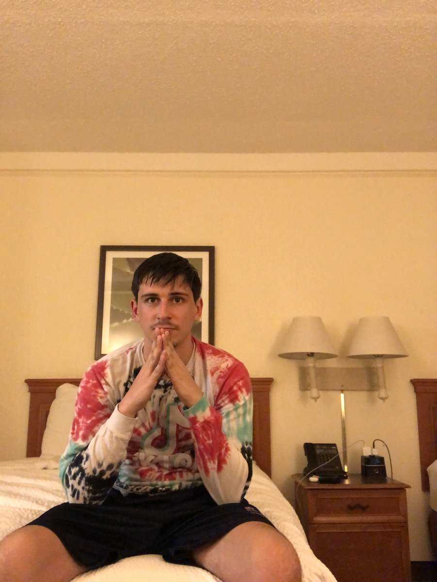 YeaMcKess's tweet photo. Me on #NBADraft night, thinking about how Phil Jackson’s first move as an executive was to sign Lamar Odom (who was on crack) https://t.co/onijOGtUzC