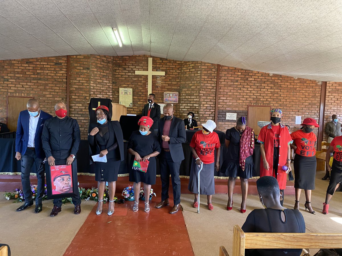 EFF_FreeState's tweet photo. EFF leadership in the Free State &amp; Northern Cape led by the Provincial Chairperson of the EFF in Free State @MMakesini have come to pay their last respects to the Lekhu family on the passing of their son, the Free State Provincial Elections Manager, Thabo Lekhu.

#RIPThaboLekhu https://t.co/SPfgP5niBh