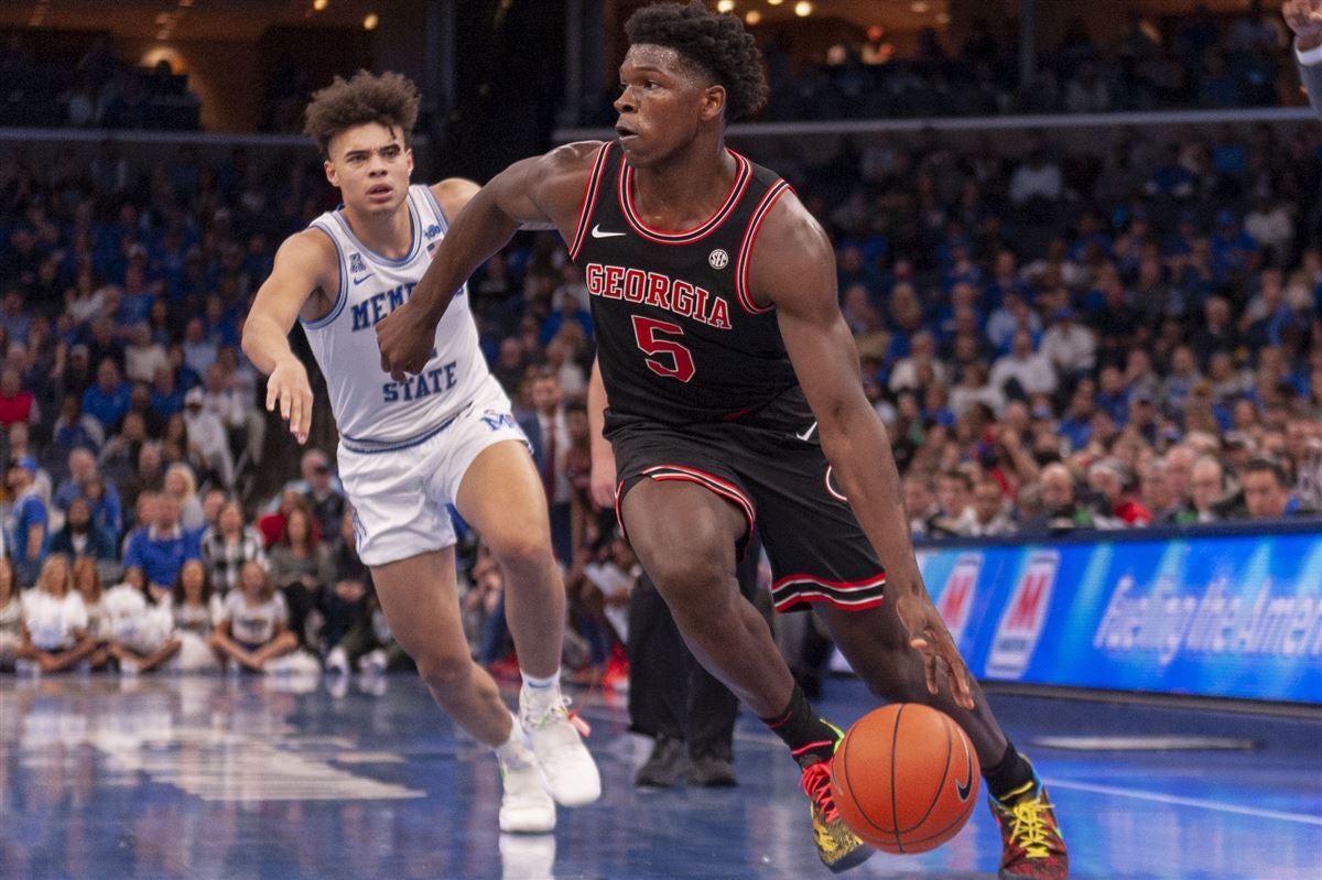 basketusa's tweet photo. Le tableau complet de la #draftnba2020 avec Edwards en 1 aux @Timberwolves, Wiseman en 2 aux @warriors, Ball en 3 aux @hornets, Hayes en 7 aux @DetroitPistons et Maledon en 34 au @okcthunder https://t.co/wopKjww41O https://t.co/4IDWK75Ka0