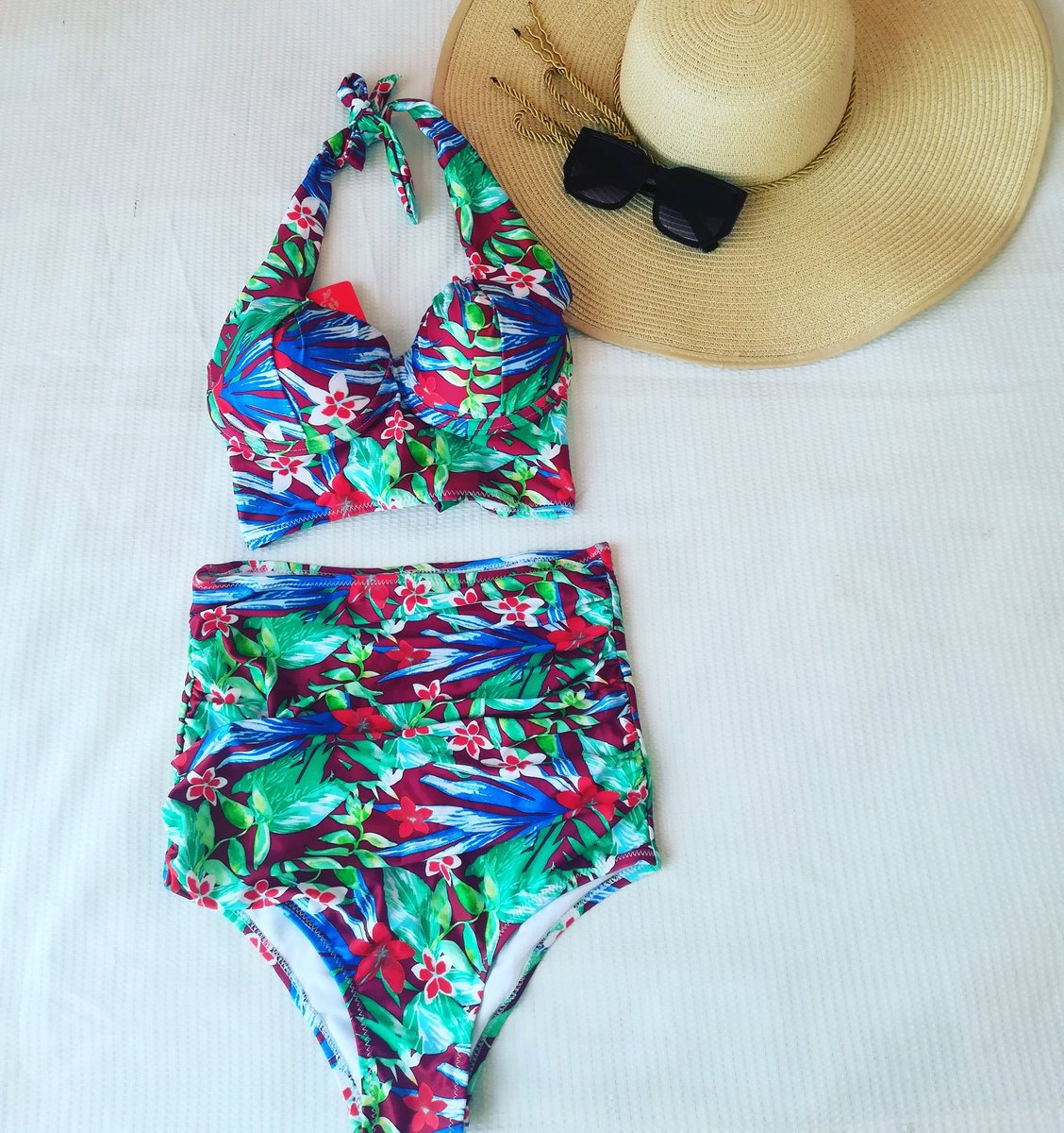Milisuxolo's tweet photo. R300 Dm to order.
#GirlzTalkZa  #Makoti #AjanakuElevate #gomoramzansi https://t.co/1TEiTZUBpu