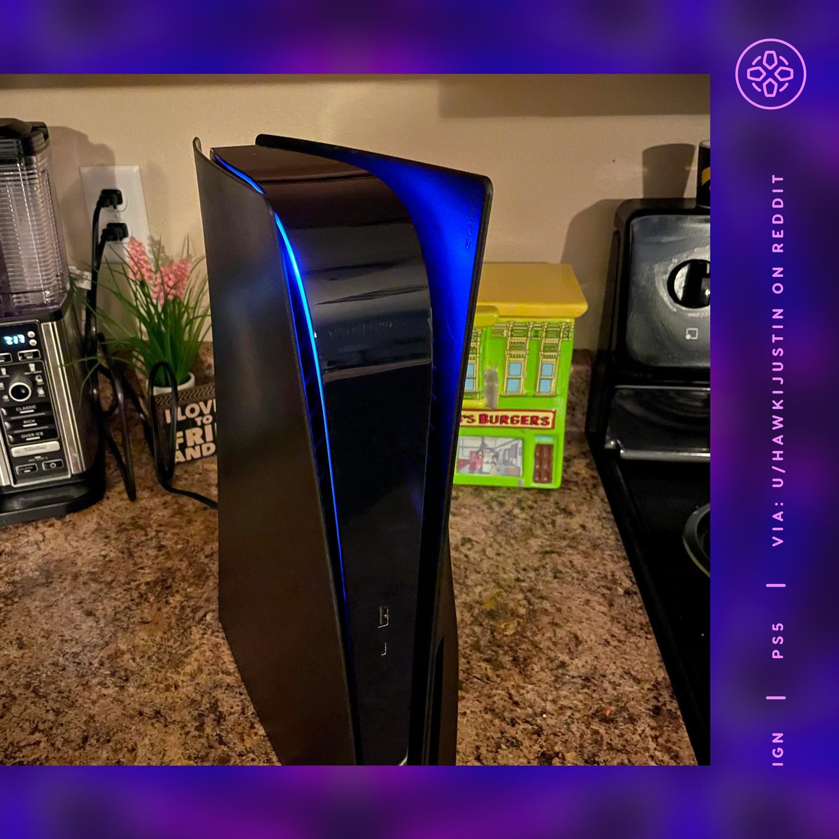 IGN's tweet image. The PS5 has been out less than a week, but fans have already started creating some awesome custom paint jobs with its detachable side panels. bit.ly/35Go4Rz