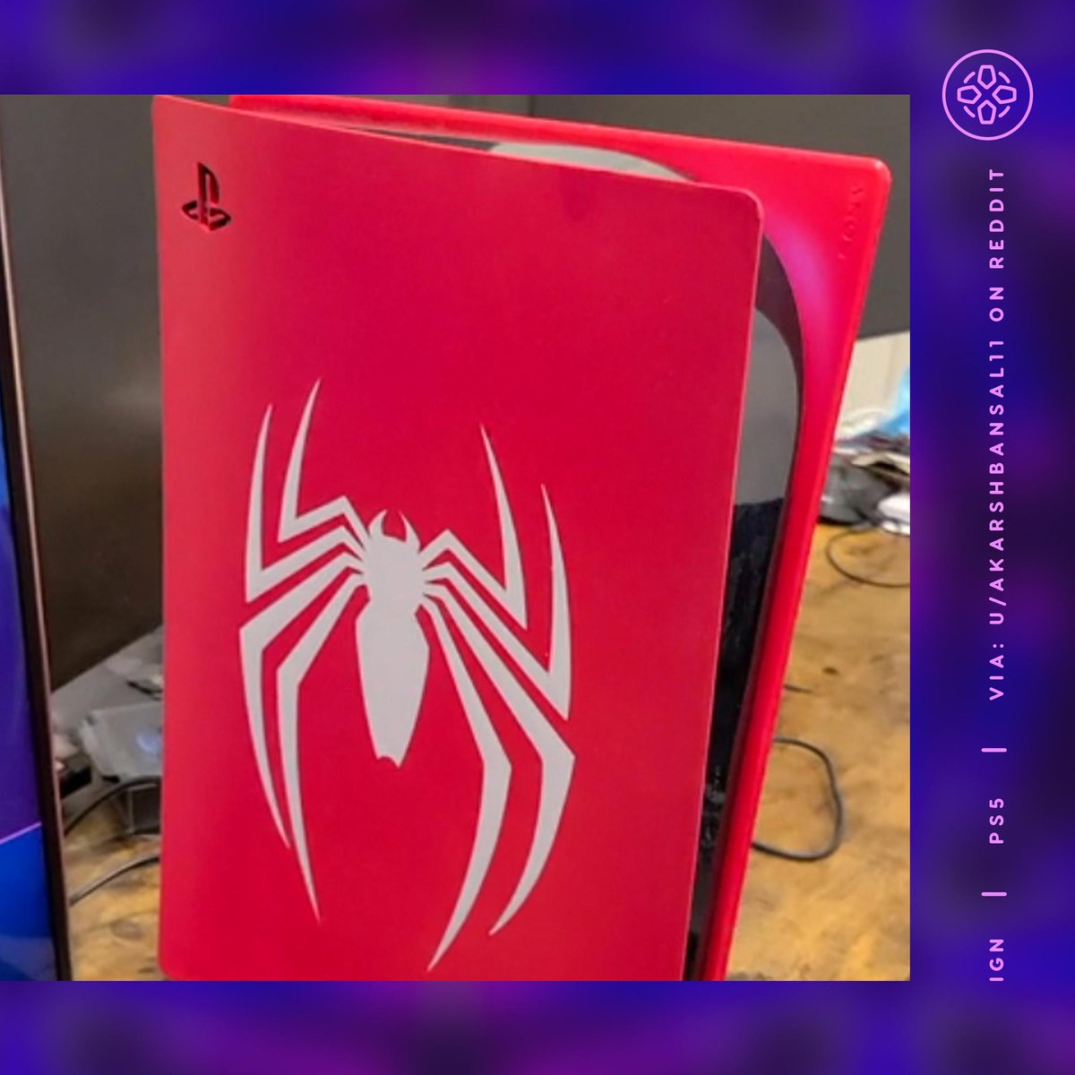 IGN's tweet image. The PS5 has been out less than a week, but fans have already started creating some awesome custom paint jobs with its detachable side panels. bit.ly/35Go4Rz