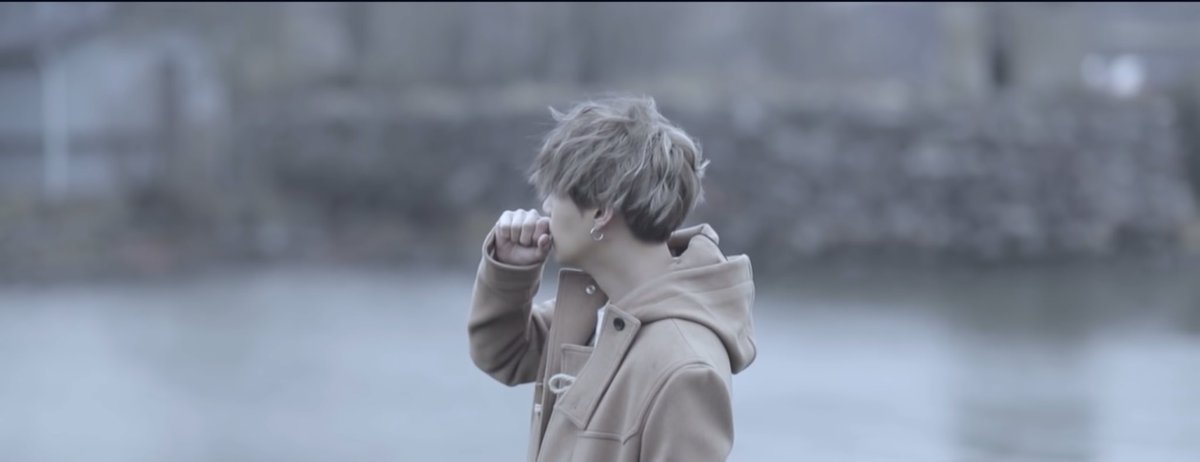 jungkook uses a lot of symmetry in his gcfs, especially something calling axial symmetry which is mirror accros an axis in the shot. he uses this a lot when he’s capturing the members by themselves. this is usually to emphasize the subject and their importance.