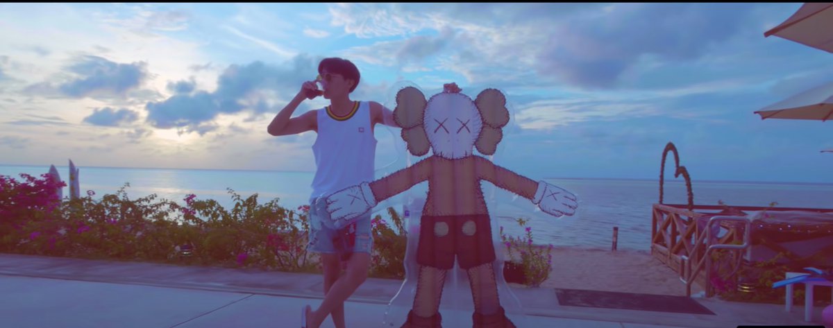 gcf saipan’s blue color pallete with an interlude of red in the middle. lord. just look.