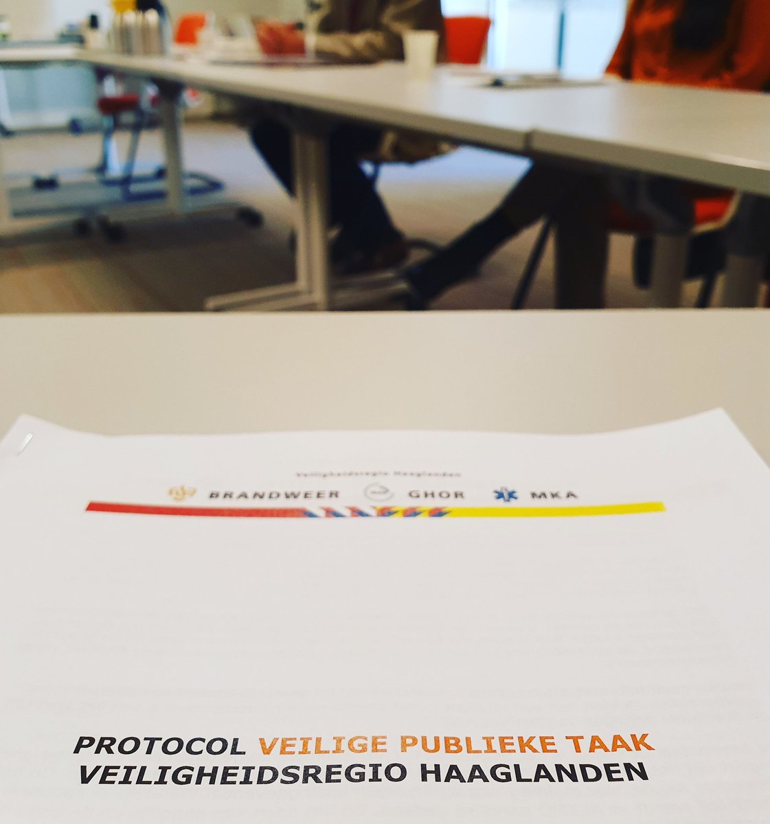 Met het OM gesproken over de Veilige Publieke Taak. Dus #doeslief tegen hulpverleners. Gelukkig leidt 62% van de voorgeleidingen naar de rechter tot veroordeling! #VPT #brandweer #doezelfnormaal #handenafvanonzehulpverleners