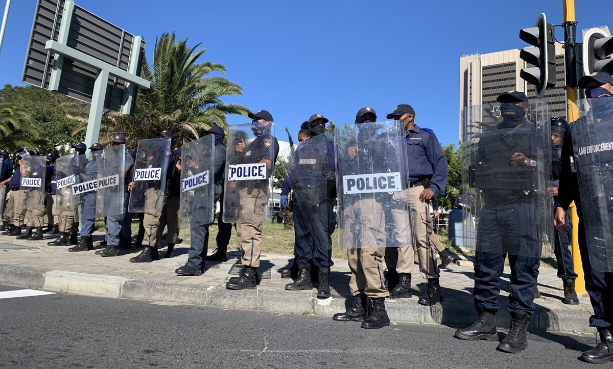 ewnreporter's tweet photo. #CTprotest Police and Law Enforcement are monitoring parts of the city following protest action at the Civic Centre. KP https://t.co/4kOos4GvaQ