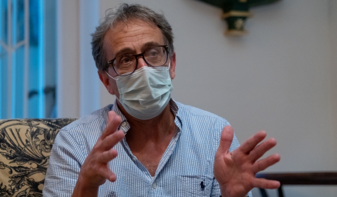 Medical bodies in chorus of condemnation against anti-facemask protestors maltatoday.com.mt/news/national/…