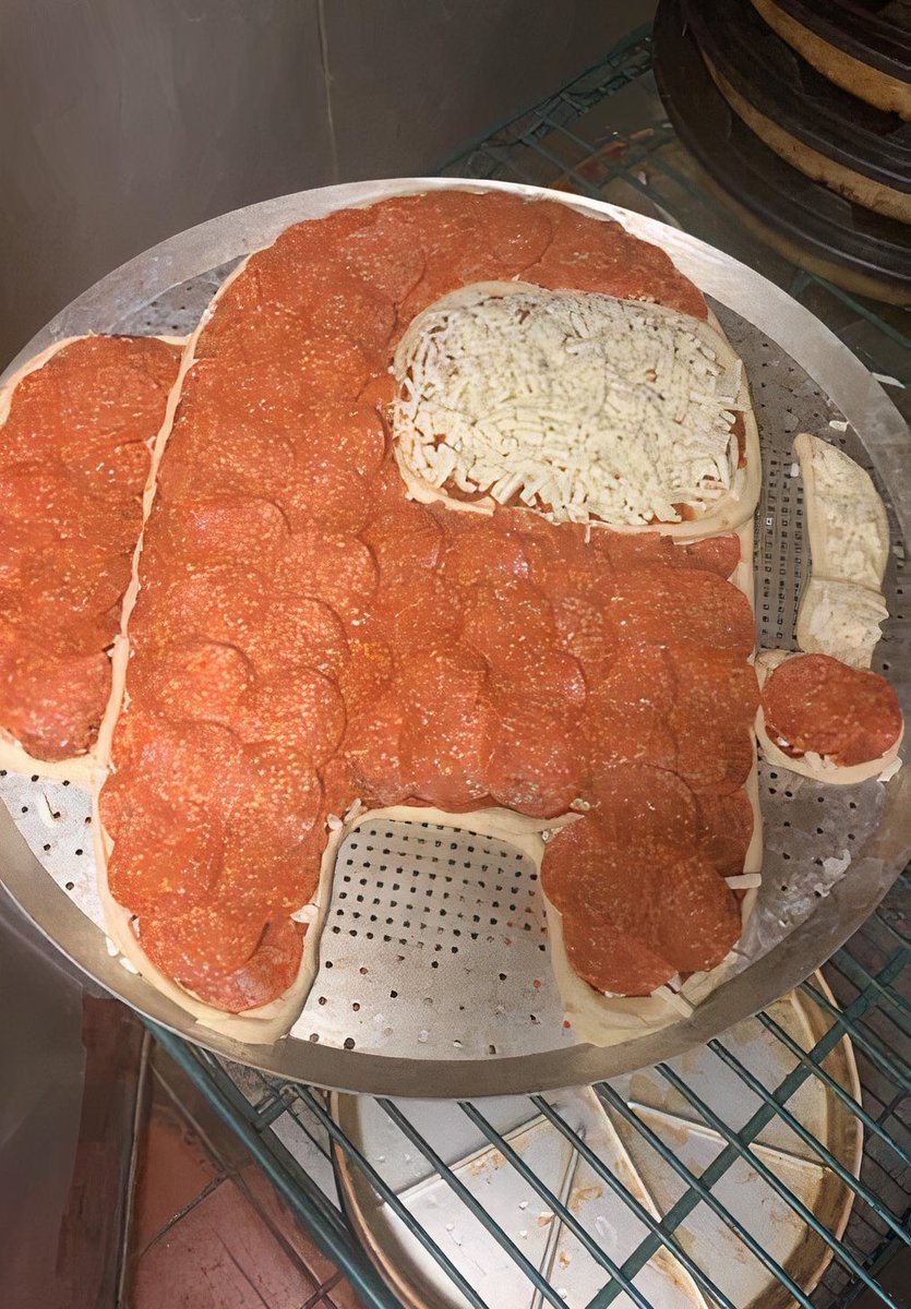 al3xcaca's tweet photo. @PeackyF @itssalvayt Necesito esto! xd https://t.co/2GhgvFgqCn