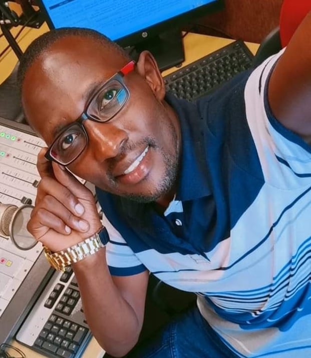 #KuhustleTbtEdition
Rwimbo Top tukihustle! Kaenda! <a href="/nguyo_simon/">Gitahi wa Nguyo-Tash</a>