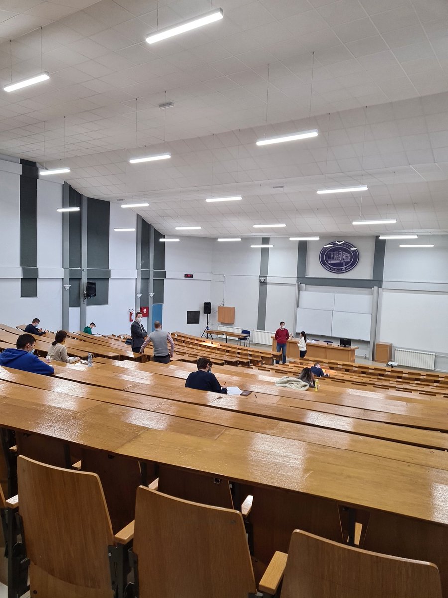 JelenaBSAM's tweet photo. Danas je @menadzerSAM na Ekonomskom fakultetu u Kragujevcu u cilju ugovaranja predavanja naših članova-menadžera i deljenja praktičnih iskustava sa studentima. 
#menadzerSAM #ponosanSAM
#odgovoranSAM
#cirkularnemigracije 
#switzerlandinserbia https://t.co/3JH4b4FyA8