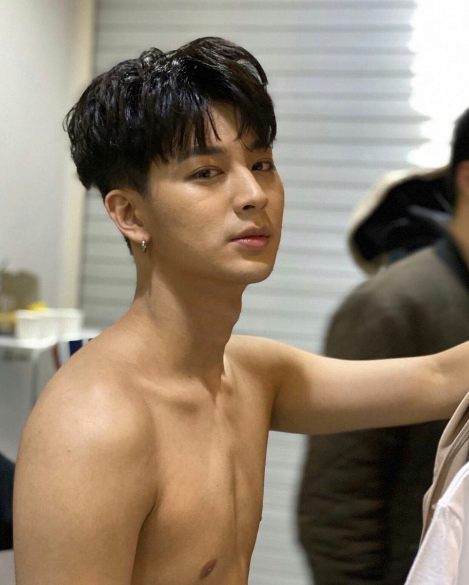 𝐢𝐊𝐎𝐍 𝐀𝐁𝐒 𝐚 𝐭𝐡𝐫𝐞𝐚𝐝 ; @YG_iKONIC  #iKON  #아이콘