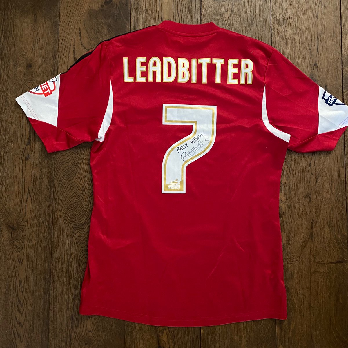 weameo's tweet photo. Beautiful match issue &amp; signed shirts on my auction site at weekend. Links will be posted here, all funds to @MFCFoundation as part of my #BIGTEESSIDE fund raiser. Join Facebook group to be involved.
https://t.co/EEHDCGxunu

@BigWheatz31
@GarethSouthgate
@Boro
#leadbitter 

#boro https://t.co/Fnqy7rPtsk