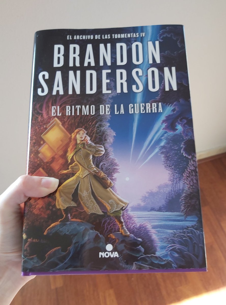 abuttercup95's tweet image. Ya lo tengo. Es el primer libro que espero con tantas ganas el día de su salida. Gracias @Difool15