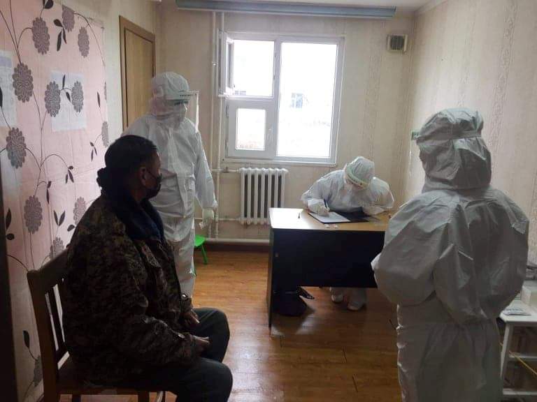 Нийслэлийн эрүүл мэндийн байгууллагын эмч, мэргэжилтнүүд гэр оронгүй, эмзэг бүлгийн иргэдийг шинжилгээнд хамруулж байна. Одоогоор 199 иргэнээс шинжилгээ аваад байна.