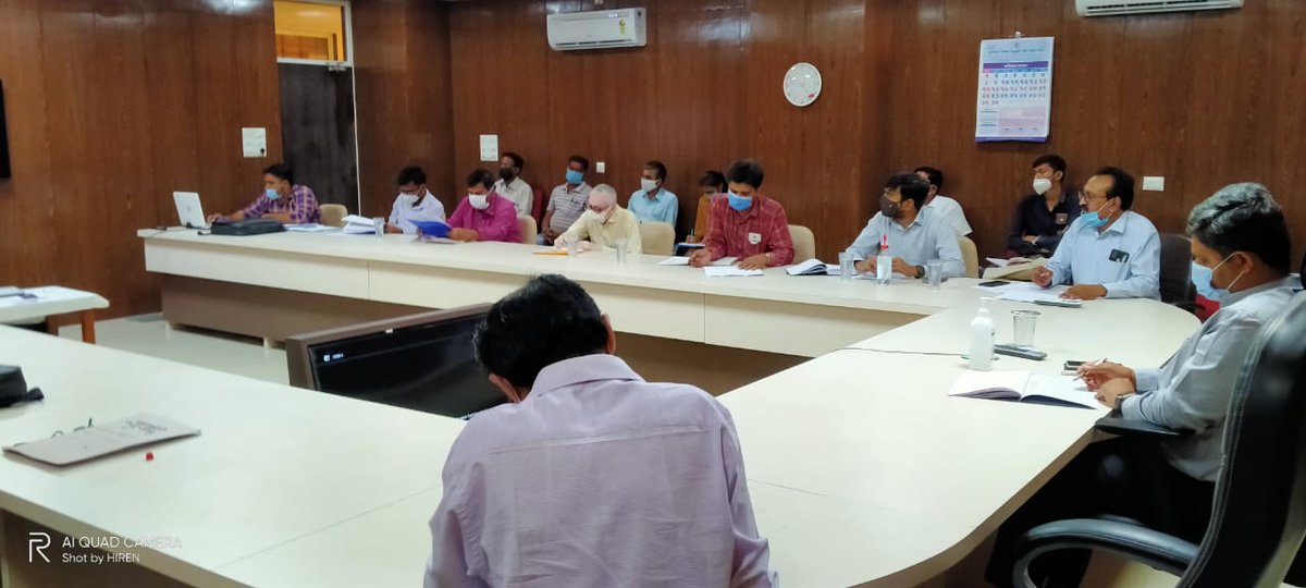 District Task Force For Immunization અંતર્ગત આજરોજ જિલ્લા આરોગ્ય અધિકારી, આરોગ્યની ટીમ તથા તમામ ચીફ ઓફિસરશ્રી સાથે મીટીંગ યોજવામાં આવી તેમજ જરૂરી સૂચનાઓ આપવામાં આવી.<a href="/pkumarias/">Pankaj Kumar</a> <a href="/PS_HFWD_GUJ/">Principal Secretary (Health & Family Welfare)</a> <a href="/MoHFW_INDIA/">Ministry of Health</a> @ddodevbdwarka <a href="/CDHO_Dwarka/">CDHO Devbhumi Dwarka</a>