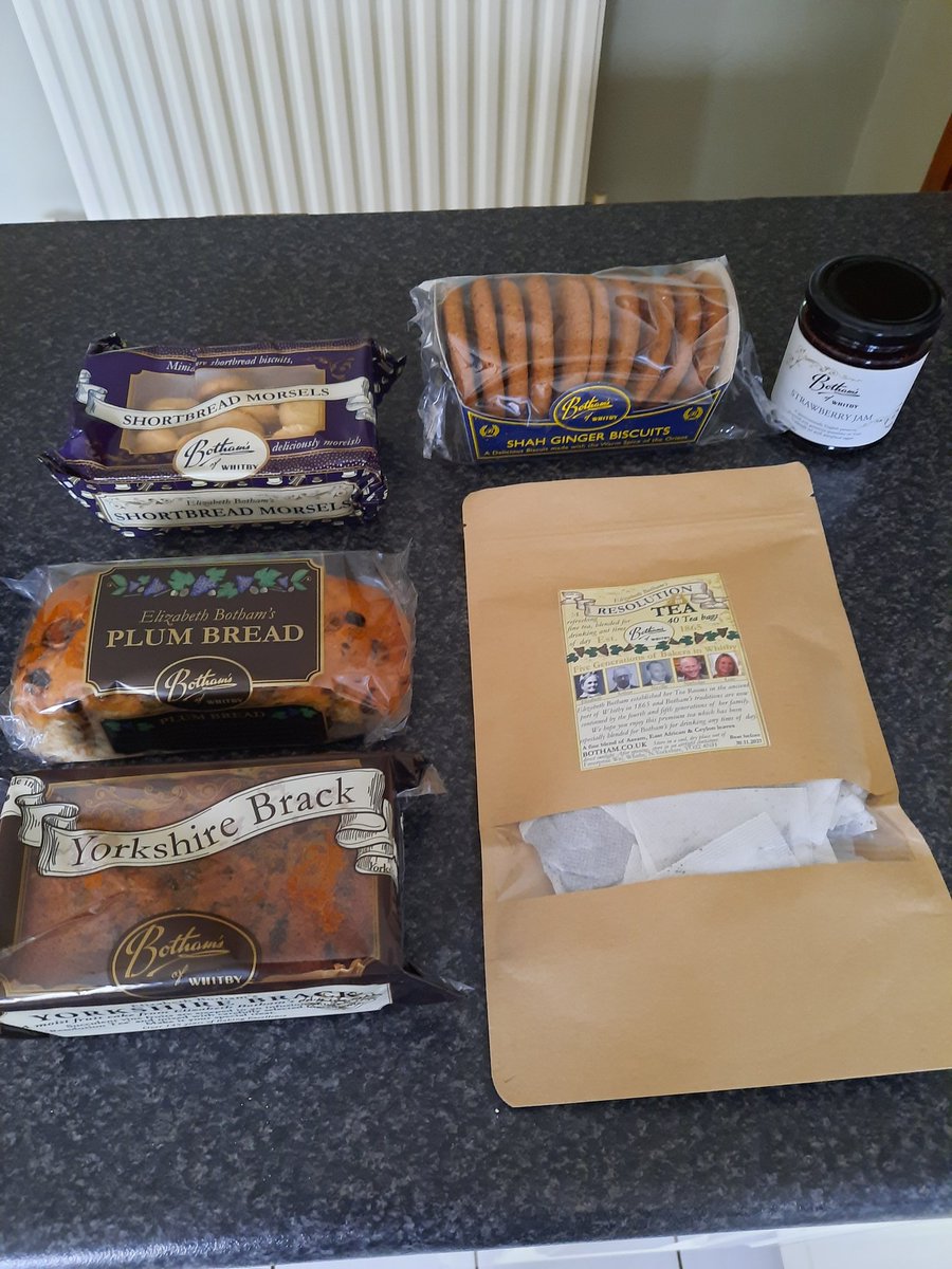 Sprint390g's tweet photo. Had this from my sister , looking forward to some Yorkshire Brack #notforsharing #bothamsofwhitby https://t.co/J8gtCYzE6c
