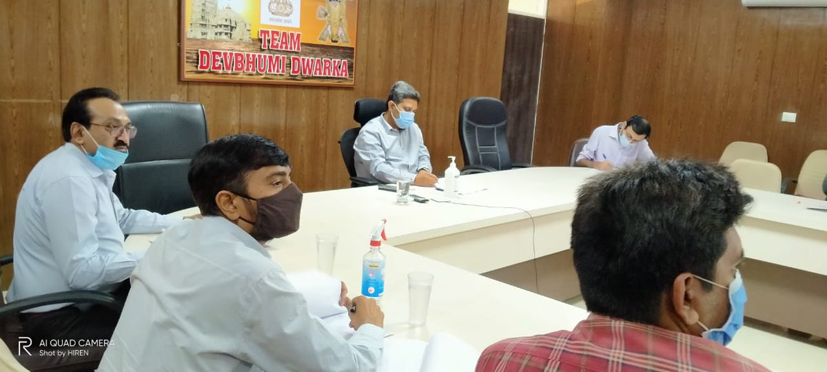COLLECTORDWK's tweet photo. District Task Force For Immunization અંતર્ગત આજરોજ જિલ્લા આરોગ્ય અધિકારી, આરોગ્યની ટીમ તથા તમામ ચીફ ઓફિસરશ્રી સાથે મીટીંગ યોજવામાં આવી તેમજ જરૂરી સૂચનાઓ આપવામાં આવી.@pkumarias @PS_HFWD_GUJ @MoHFW_INDIA @ddodevbdwarka @CDHO_Dwarka https://t.co/6DDznyFBAM