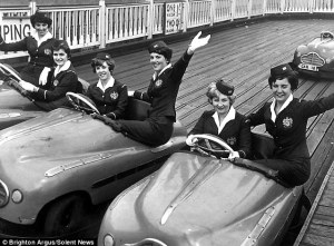 WestPierTrust's tweet photo. Who remembers the #Brighton #Promettes City guides who promenaded the #seafront to offer advice, directions and assistance to visiting tourists? https://t.co/DlJ5sJ2CJK https://t.co/DsY3SUyAZG