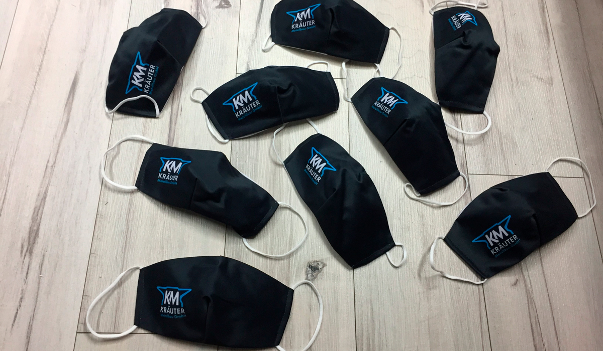 Heute konnten wir weitere Masken an unsere Kunden ausliefern.
#wirhaltenzusammen #corona #maskenpflicht #maskenpflichtdeutschland #wetzlar #wetzlaraltstadt #wetzlartipps #mundnasenbedeckung #werbung #logodesigns