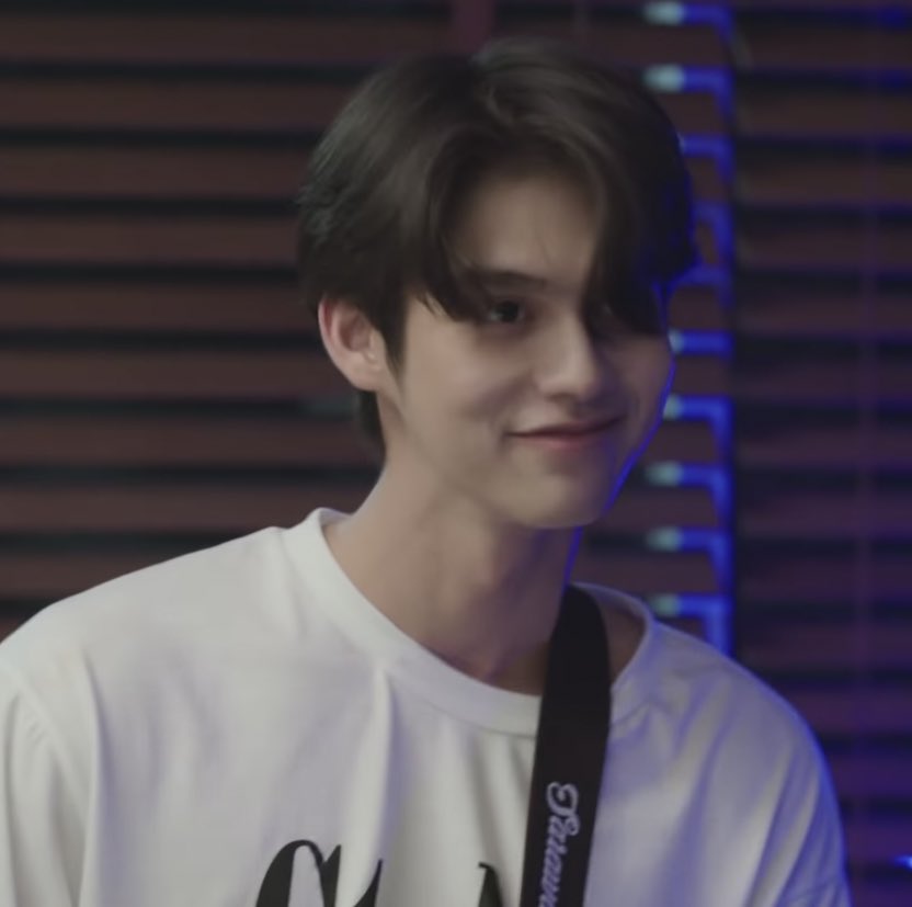 a thread of some bright pictures /videos in my phone gallery because we all miss him