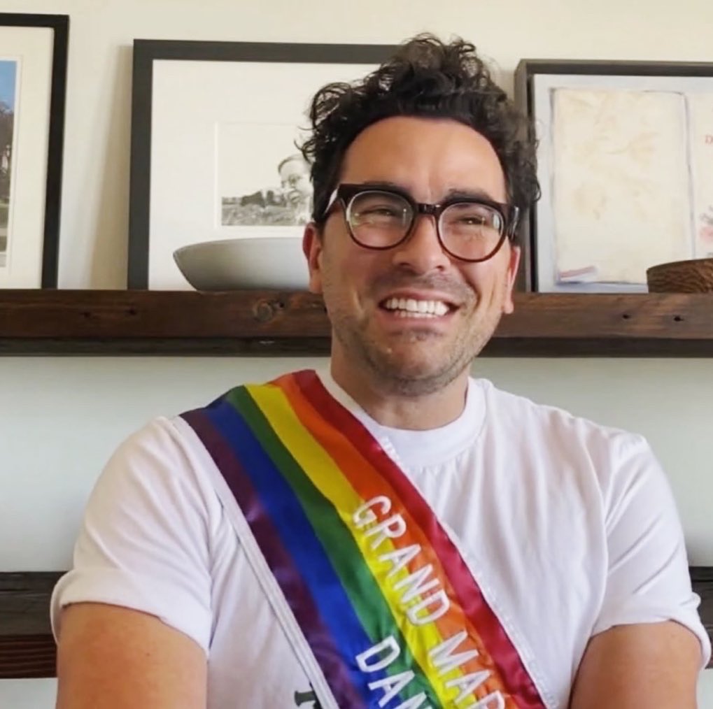 dan levy smiling during 2020 interviews, a thread:
