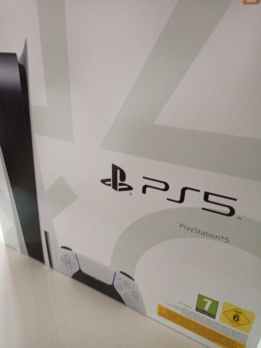 AnseiLeSamourai's tweet photo. Je suis comme un gosse 😄 #PlayStation5 https://t.co/8cZhCxv4Oh