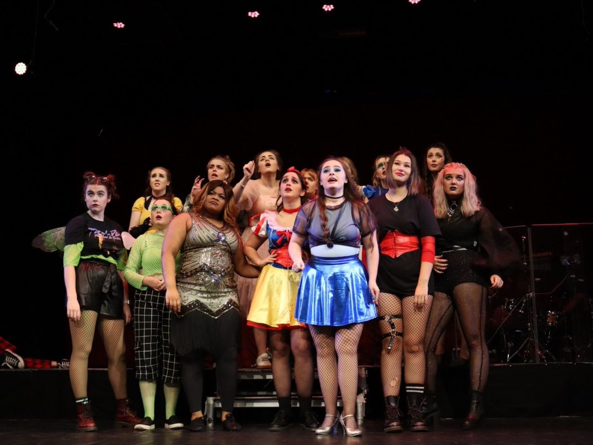 lcmmt_2021's tweet photo. Wishing the casts of Disenchanted a happy opening day! We’re so proud of all the hard work you’ve all put in💗 https://t.co/wxNdFFYpUc